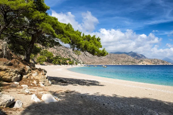 Praia de Apella na ilha de Karpathos, Grécia — Fotografia de Stock