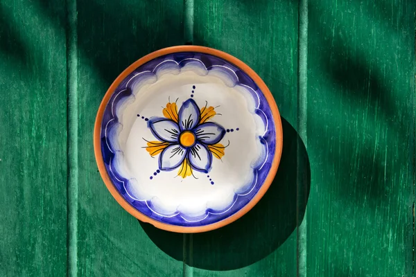 Traditional maltese hand-painted plate — Stock Photo, Image