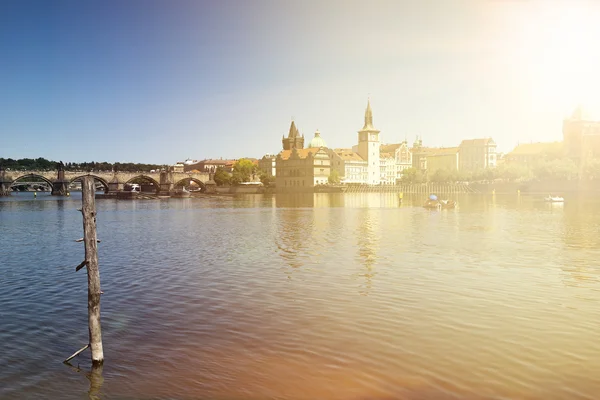 Pôr do sol da noite na cidade velha de Praga — Fotografia de Stock