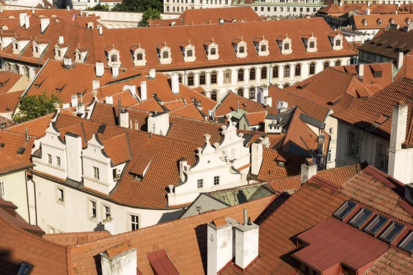 Vista sobre os telhados da área da cidade velha — Fotografia de Stock