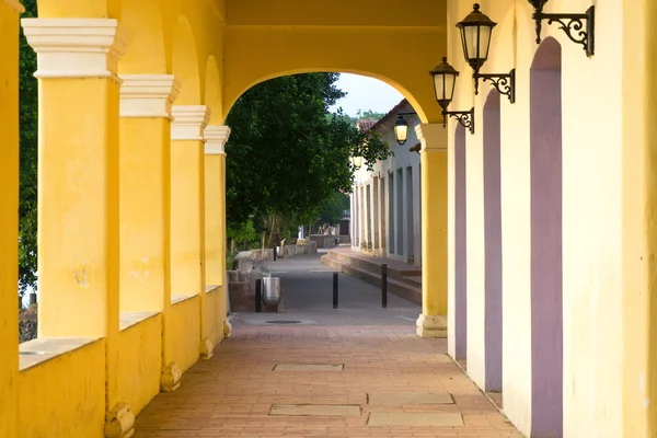 Коридор в Mompox, Колумбія — стокове фото