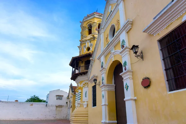 Zobacz piękne Santa Barbara Church — Zdjęcie stockowe