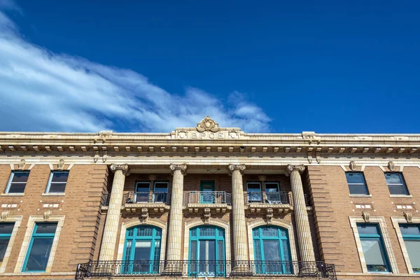 Bakstenen Gebouw Zuilen Missoula Montana Rechtenvrije Stockfoto's