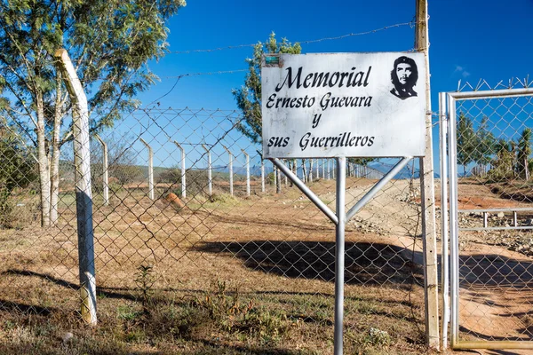 Entrance to Che Guevara Mausoleum — Stock Photo, Image