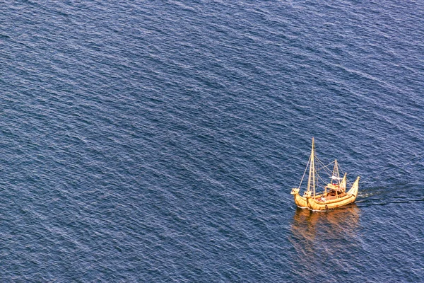 チチカカ湖葦船 — ストック写真