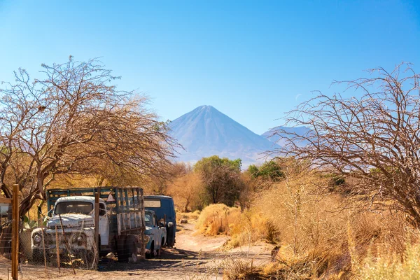 Staré auto v San Pedro de Atacama — Stock fotografie