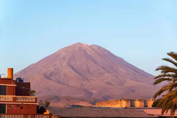 El Misti Volcano Golden Hour — Stock Photo, Image