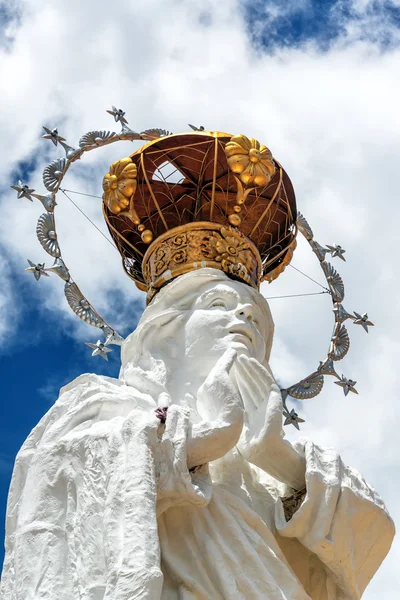 Posąg Maryi Dziewicy — Zdjęcie stockowe