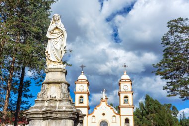 Statue and Santa Rosa de Ocopa Convent clipart