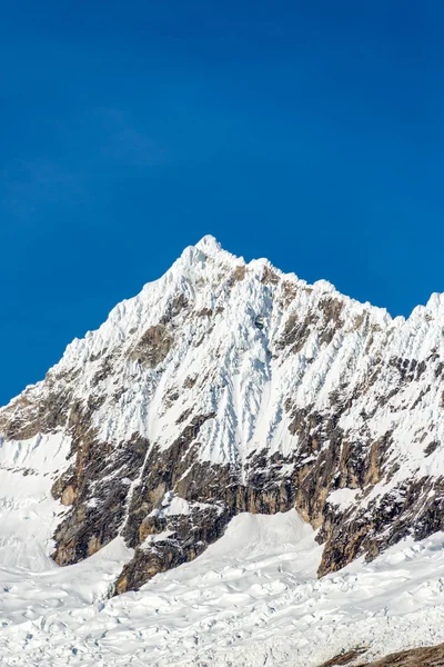 安第斯山的顶峰 — 图库照片