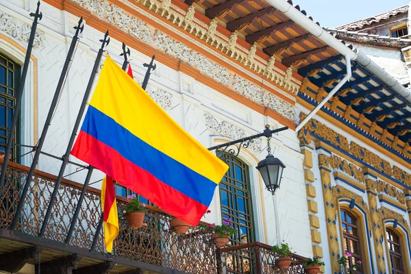 Vlajka v Cuenca, Ekvádor — Stock fotografie