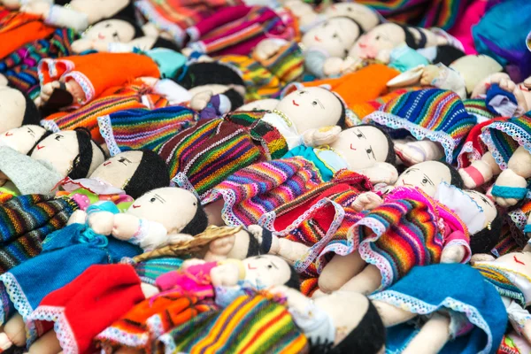 Bonecas de lembrança em Otavalo — Fotografia de Stock