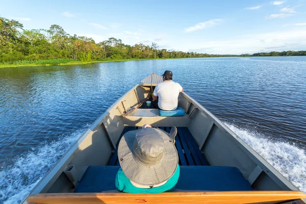 Tourist and Guide in Boat — Stok fotoğraf