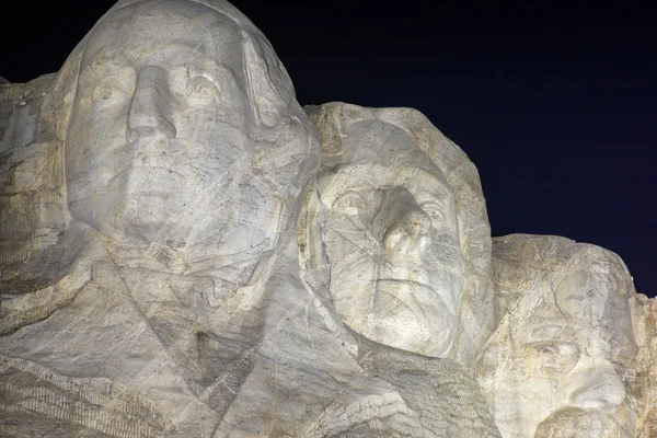 Geceleri Rushmore Dağı — Stok fotoğraf