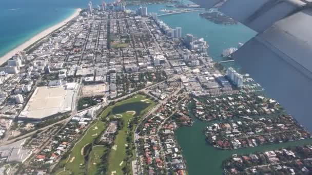 Beautiful Aerial View Miami Landscape Window Landing Aircraft — Stock Video