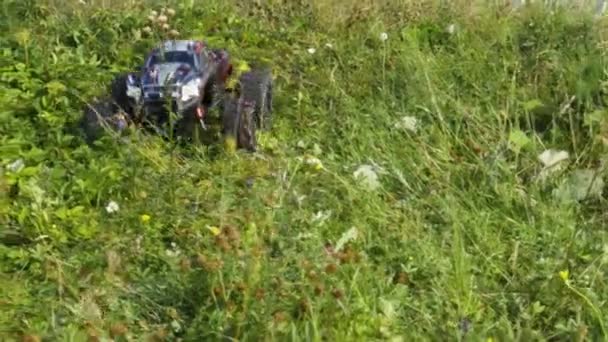 Vue Modèle Voiture Course Radiocommandé Sur Fond Hors Route Jouets — Video