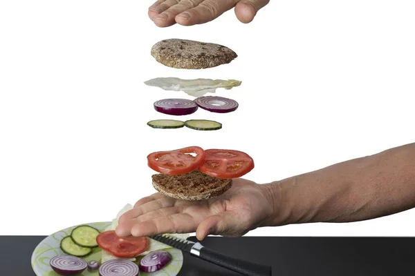 Vista Sándwich Vegetariano Casero Con Ingredientes Voladores Aislados Sobre Fondo —  Fotos de Stock