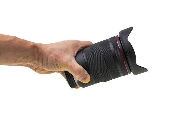Widok Bliska Męskiej Ręki Trzymającej Obiektyw Kamery Izolowany Białym Tle — Zdjęcie stockowe