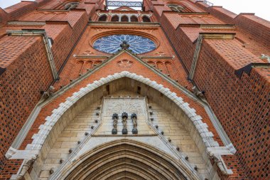 Kilisenin güzel dekorasyon unsurunun yakın görüntüsü. Domkyrka. Uppsala. Avrupa. İsveç.