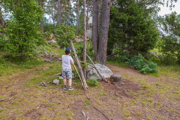 Beautiful View Child Playing Forest Summer Day Sweden — Stock Photo, Image