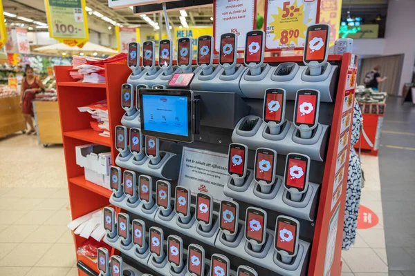 Vue Intérieure Supermarché Ica Tenez Vous Avec Les Scanners Clients — Photo