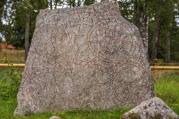 Vista Perto Runestone Com Inscrição Partir Ano 1000S Suécia — Fotografia de Stock