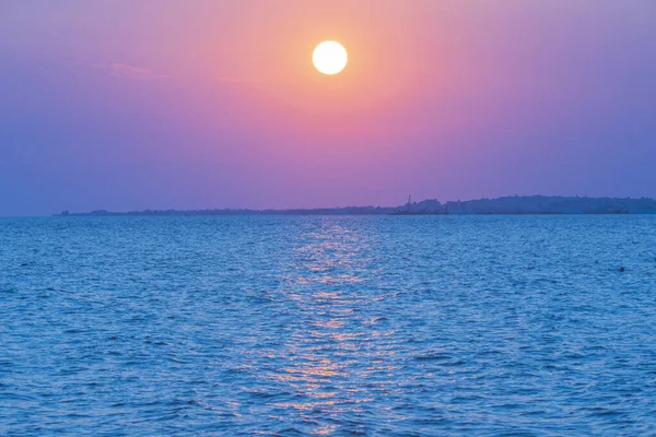 Vista Deslumbrante Sobre Pôr Sol Mar Dia Verão Mar Céu — Fotografia de Stock