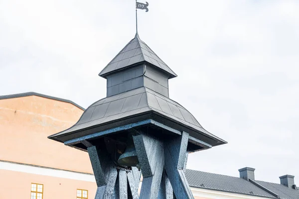Sveç Uppsala Kentindeki Tarihi Çan Kulesinin Yakın Görüntüsü — Stok fotoğraf