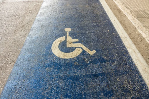 Vista Ravvicinata Del Cartello Corsia Dedicata Disabili Europa Grecia — Foto Stock