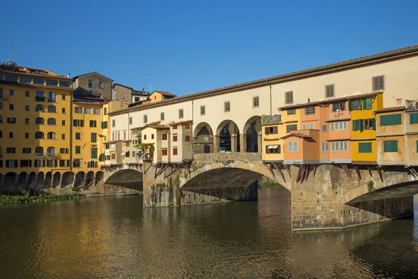 Ponte Vecchio Brücke (Florenz, Italien) — Stockfoto