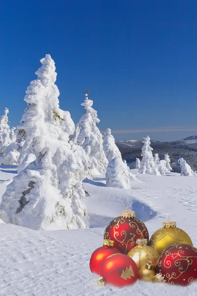 Winter trees and Christmas balls — Stock Photo, Image