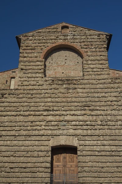 Vista da vicino della famosa Sagrestia Vecchia a Firenze — Foto Stock