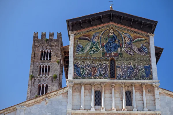 San Frediano-bazilika (Izaly Lucca ősi bazilika) — Stock Fotó