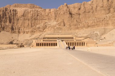 Morg temple of başına