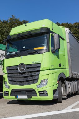 Mercedes-Benz Actros 
