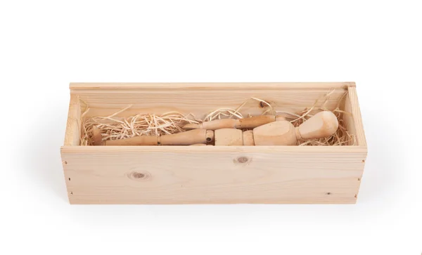 Manichino figura di legno in una scatola di legno — Foto Stock