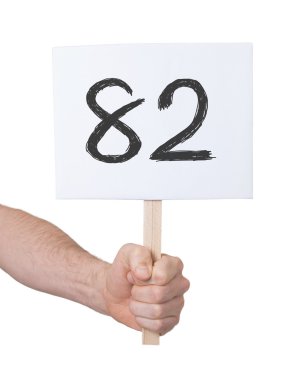 Bir sayı ile 82 üye
