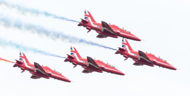 Leeuwarden, Hollanda - 10 Haziran 2016: Raf Red Arrows perf