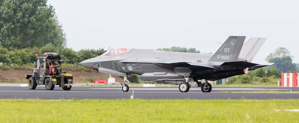 LEEUWARDEN, NETHERLANDS - 11 июня 2016: F35 Joint Strike Fighter — стоковое фото