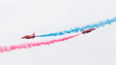 Leeuwarden, Hollanda - 10 Haziran 2016: Raf Red Arrows perf