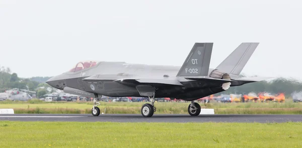 R のレーワールデン, オランダ - 2016 年 6 月 10 日: オランダ F-35 — ストック写真