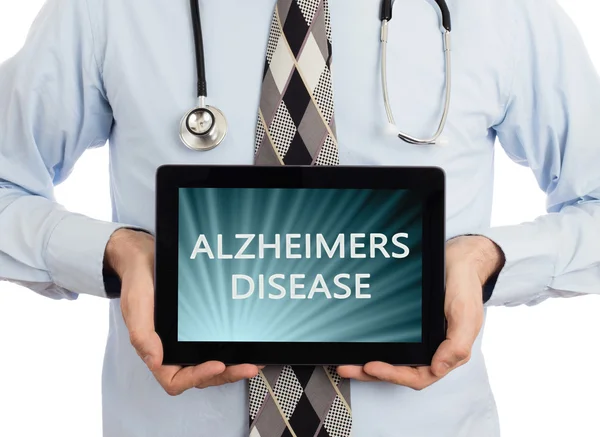 태블릿-Alzheimers 질병을 들고 의사 — 스톡 사진