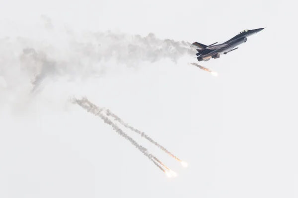 Leeuwarden, Nederländerna-juni 10, 2016: Belgien - flygvapnet G — Stockfoto