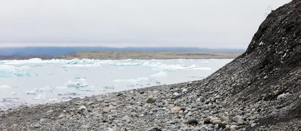 Jokulsarlon egy nagy gleccsertó, Délkelet-Izland — Stock Fotó