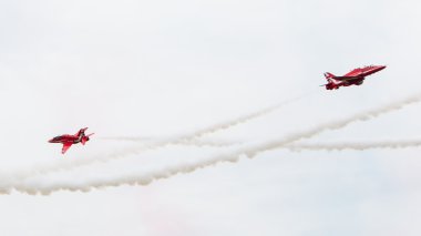 Leeuwarden, Hollanda - 10 Haziran 2016: Raf Red Arrows perf