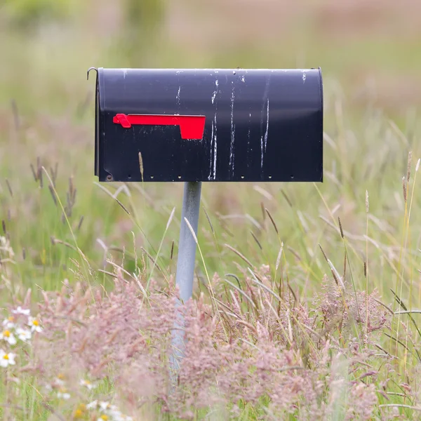 Rural mailbox on a metal post — Stock Photo, Image