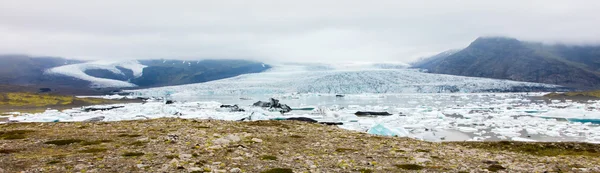 Jokulsarlon는 남동 아이슬란드에 큰 빙하 호수 — 스톡 사진