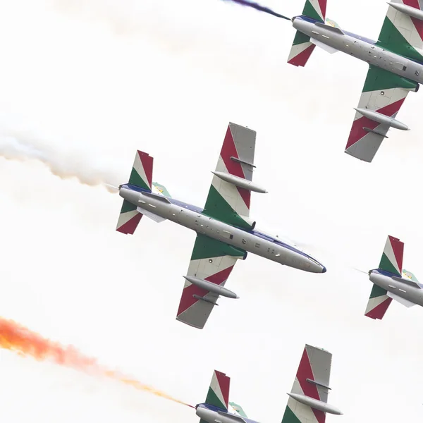 LEEUWARDEN, THE NETHERLANDS-JUNE 11, 2016: Italian aerobatic tea — Stock Photo, Image