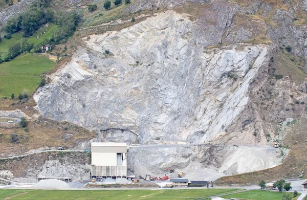 Stone Quarry Switzerland Heavy Machinery Working Heavy Material — Stock Photo, Image