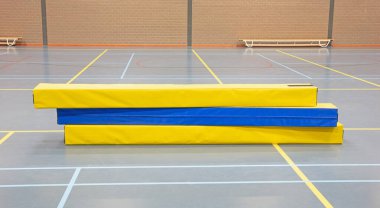 Spor salonundaki paspaslar, kullanılmaya hazır.